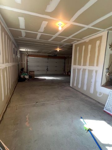 620 9th Street NE, Rio Rancho, NM 87124