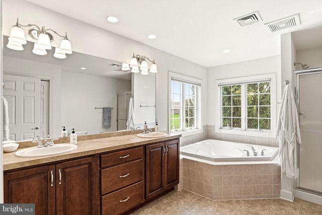 2517 RALEIGH RD, Hummelstown, PA 17036
