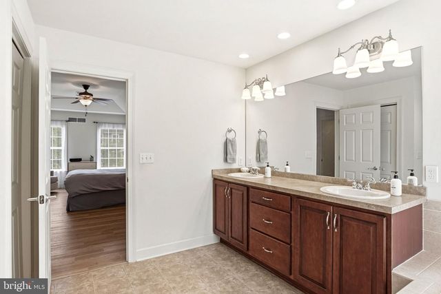 2517 RALEIGH RD, Hummelstown, PA 17036