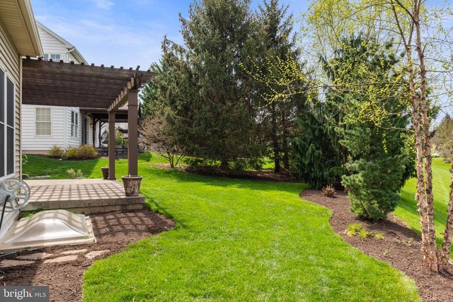 2517 RALEIGH RD, Hummelstown, PA 17036