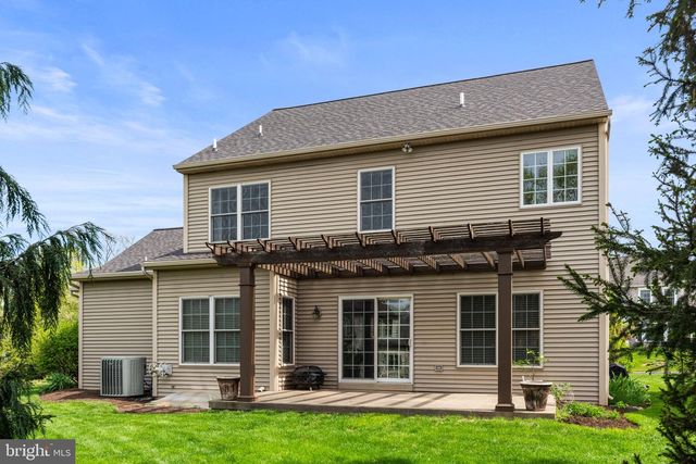 2517 RALEIGH RD, Hummelstown, PA 17036