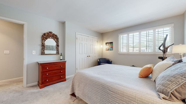 8207 Sawyer Brown Rd Apt J7, Nashville, TN 37221