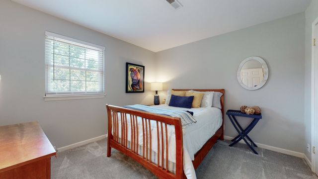 8207 Sawyer Brown Rd Apt J7, Nashville, TN 37221