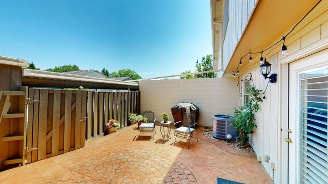 8207 Sawyer Brown Rd Apt J7, Nashville, TN 37221