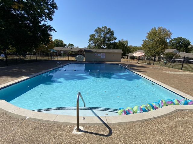 8207 Sawyer Brown Rd Apt J7, Nashville, TN 37221