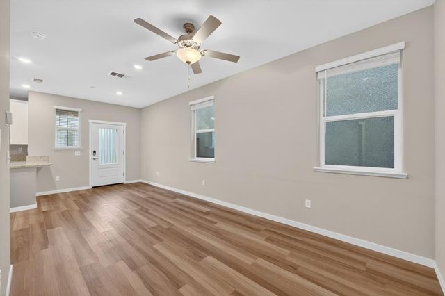 4066 Southampton St, West Sacramento, CA 95691