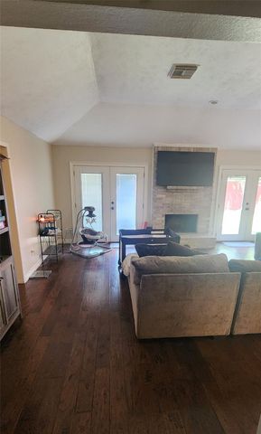 2014 Richmond Drive, Richmond, TX 77406