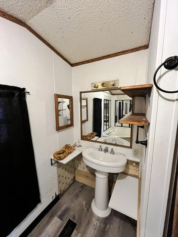 11640 Kirby Avenue, Winterfield Twp, MI 49665