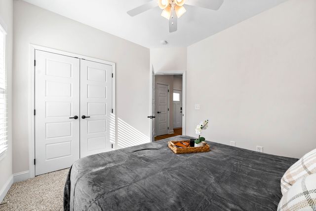 239 Donegal Dr, Clarksville, TN 37042
