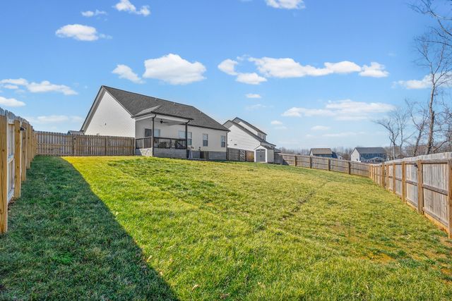 239 Donegal Dr, Clarksville, TN 37042
