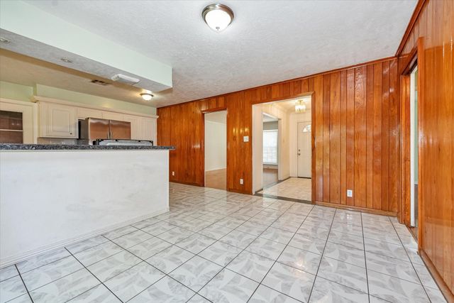 7119 Bellaire Boulevard, Houston, TX 77074