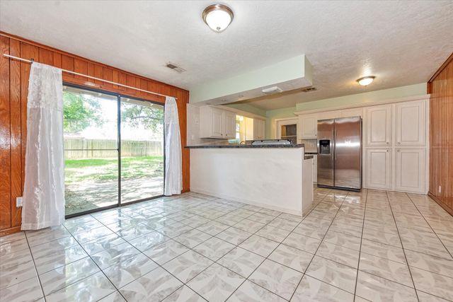 7119 Bellaire Boulevard, Houston, TX 77074