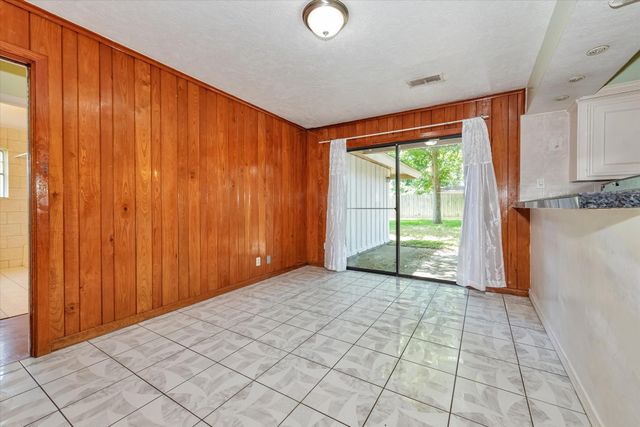 7119 Bellaire Boulevard, Houston, TX 77074