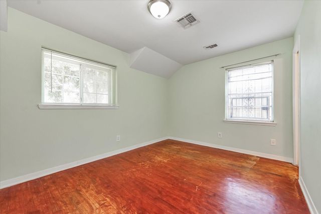 7119 Bellaire Boulevard, Houston, TX 77074