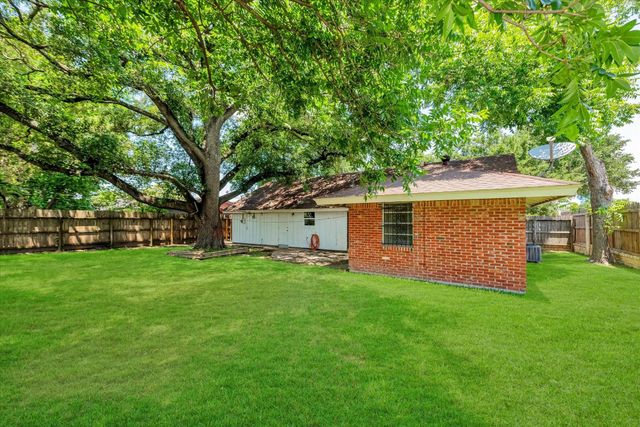 7119 Bellaire Boulevard, Houston, TX 77074