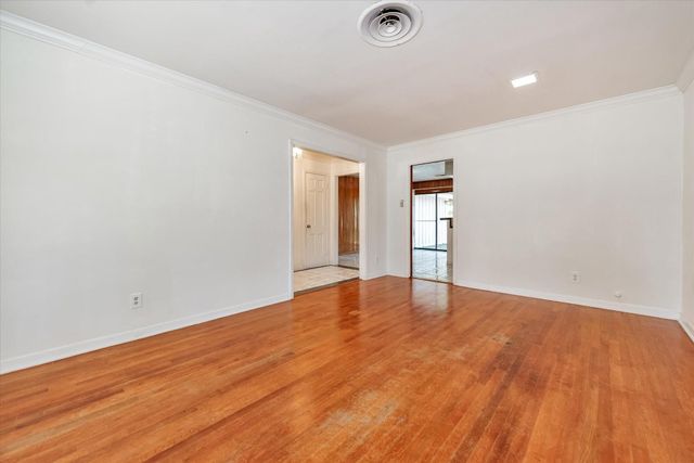 7119 Bellaire Boulevard, Houston, TX 77074