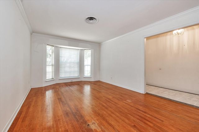 7119 Bellaire Boulevard, Houston, TX 77074