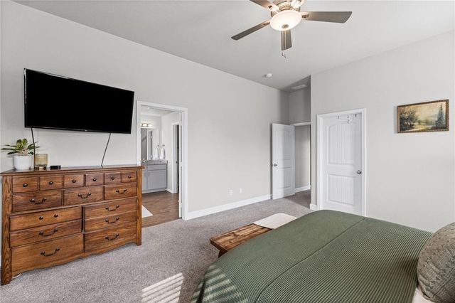7559 Arapahoe Drive, Shawnee, KS 66227