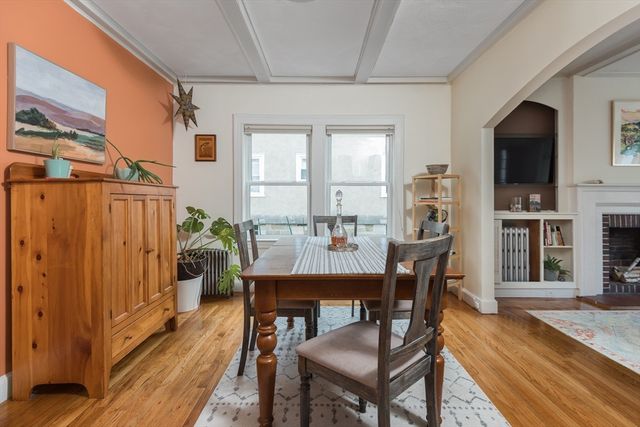 34 Harvard St 1, Arlington, MA 02476