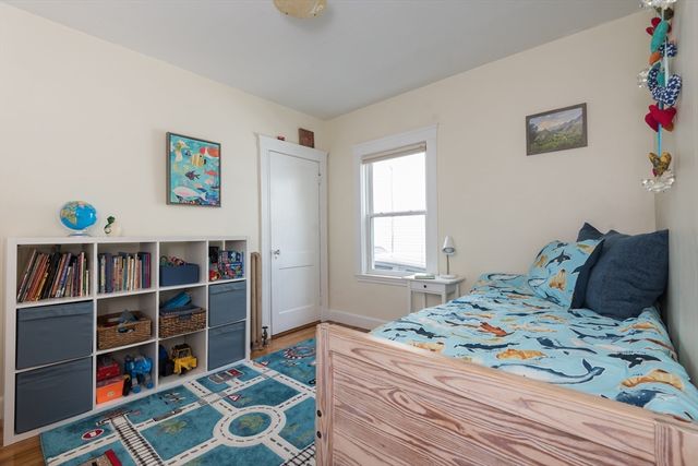34 Harvard St 1, Arlington, MA 02476