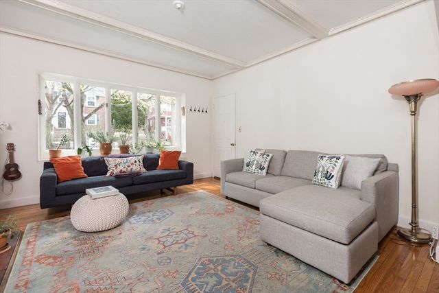 34 Harvard St 1, Arlington, MA 02476