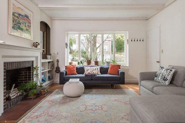 34 Harvard St 1, Arlington, MA 02476