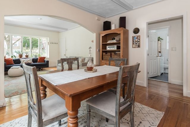 34 Harvard St 1, Arlington, MA 02476