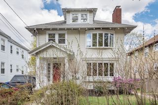 34 Harvard St 1, Arlington, MA 02476