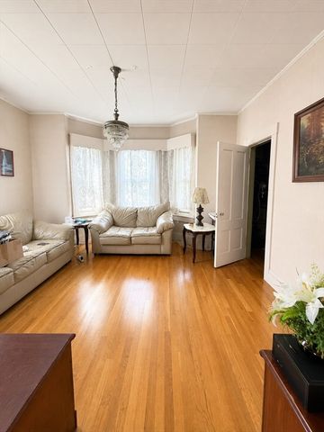 155 Merrimack St, Methuen, MA 01844