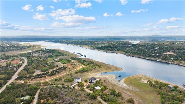 21307 Cardinal Ave, Lago Vista, TX 78645