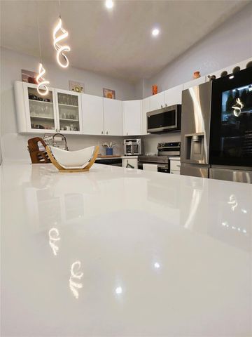 8771 NW 141st Ter, Miami Lakes, FL 33018