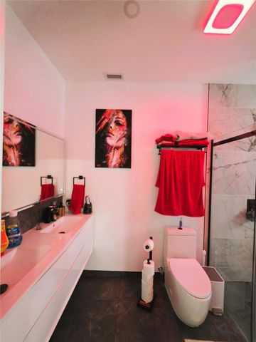 8771 NW 141st Ter, Miami Lakes, FL 33018