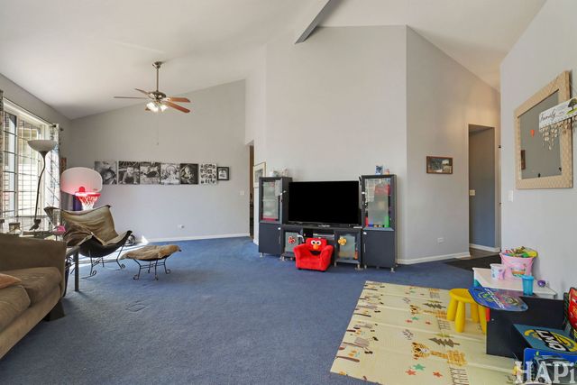 711 Wedgewood, Mchenry, IL 60050