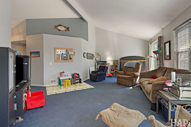 711 Wedgewood, Mchenry, IL 60050