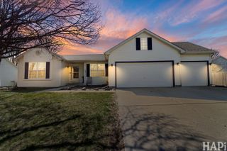 711 Wedgewood, Mchenry, IL 60050