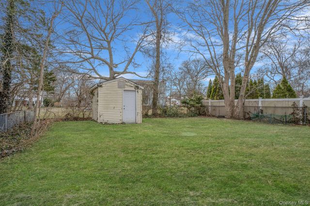 38 Manor Drive, Shirley, NY 11967