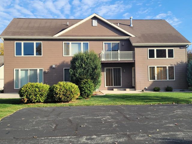 W5340 Martin LANE, Fond Du Lac, WI 54935