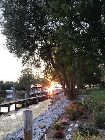 W5340 Martin LANE, Fond Du Lac, WI 54935