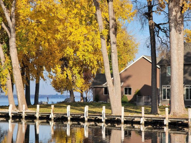 W5340 Martin LANE, Fond Du Lac, WI 54935