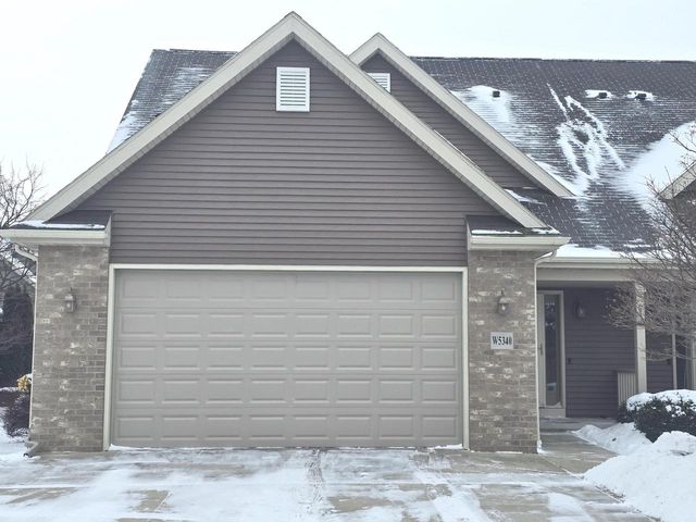 W5340 Martin LANE, Fond Du Lac, WI 54935