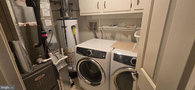 117 CARRIAGE HILL CT, Columbus, NJ 08022