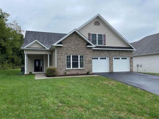 2951 Mystique CT, Roanoke, VA 24012