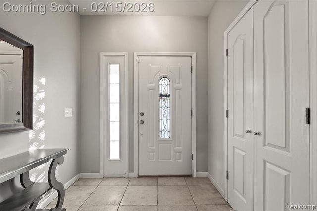 2136 Brock Street, Keego Harbor, MI 48320