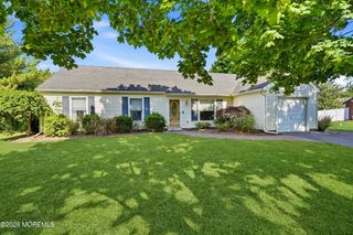 881 Eaglehurst Court, Toms River, NJ 08753