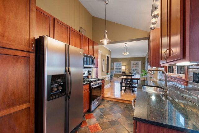 1921 E Elmdale COURT, Shorewood, WI 53211