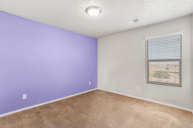 8924 Mission Ridge Drive NW, Albuquerque, NM 87114