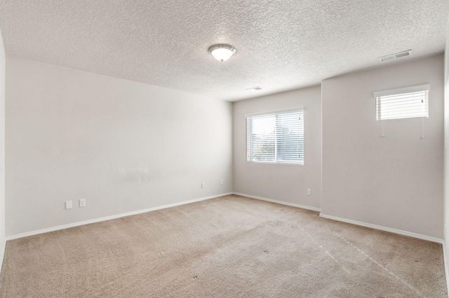 8924 Mission Ridge Drive NW, Albuquerque, NM 87114