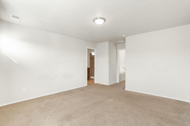 8924 Mission Ridge Drive NW, Albuquerque, NM 87114