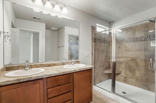 8924 Mission Ridge Drive NW, Albuquerque, NM 87114