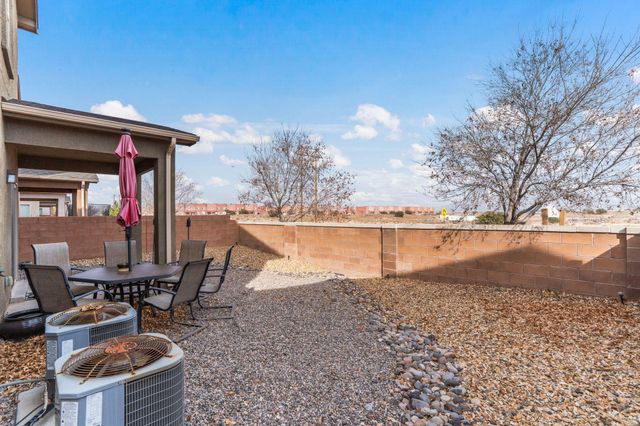 8924 Mission Ridge Drive NW, Albuquerque, NM 87114